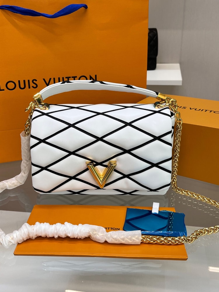 [True-to-ORIGINAL] Louis Vuitton GO-14 MM White/ Black Bag For Women M22890- 9.1 Inches/ 23 Cm