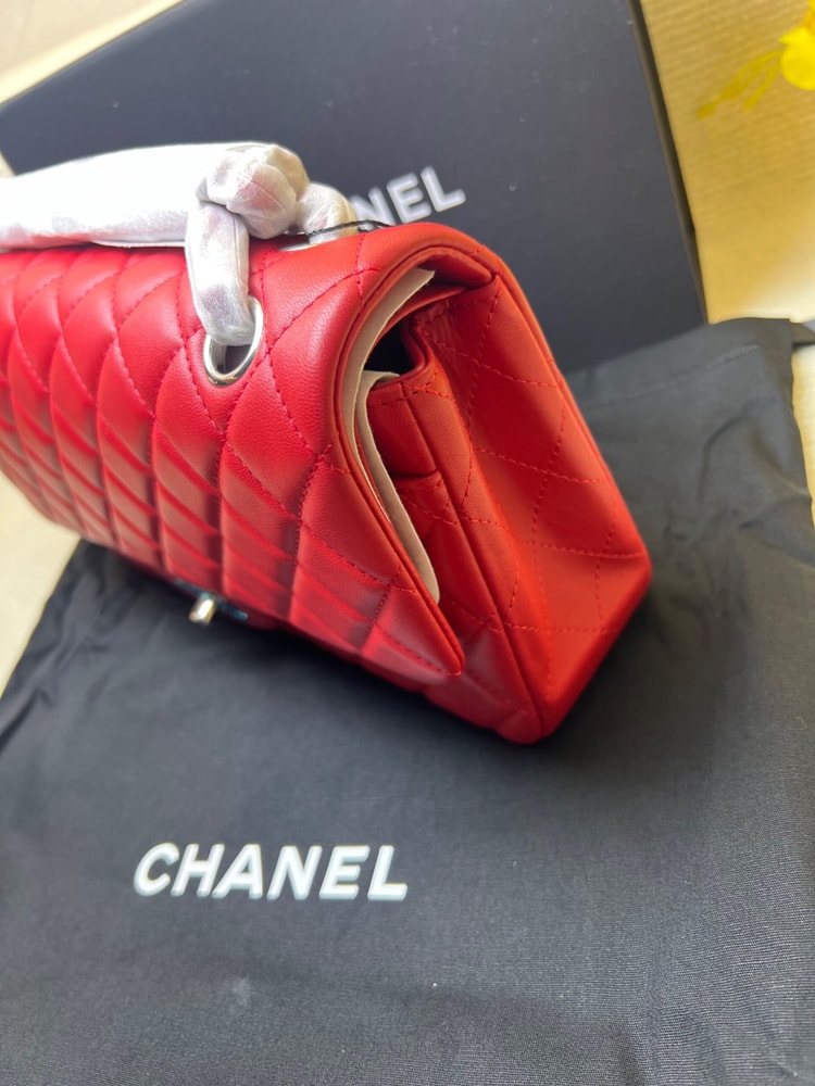 [True-to-ORIGINAL] Chanel Classic Hand Bag Red For Women 9.9in/25.5cm