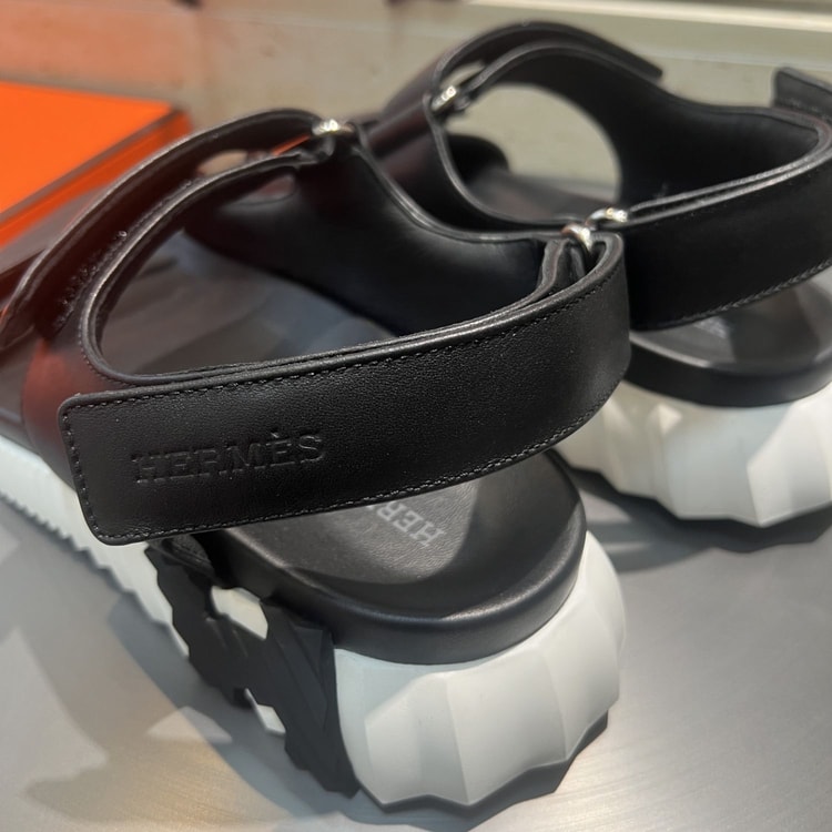 Hermes Junior Sandal Noir For Men - H251988ZH01390