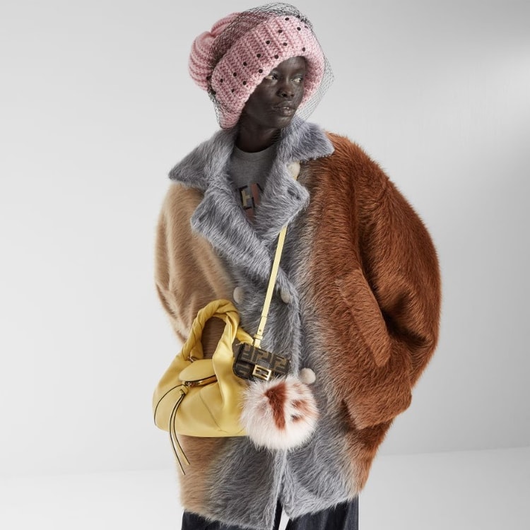 [True-to-ORIGINAL] Fendi Spy Small Bag Yellow For Women 12.6in/32cm 8BR838AYCTF1NPV