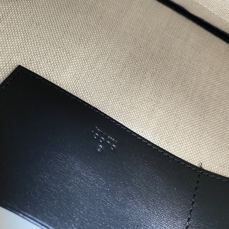 Gucci Marmont Pouch Black GG 475317 DJ20T 1000