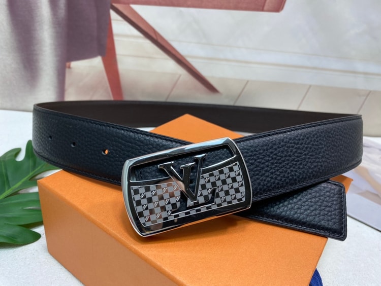 Louis Vuitton Initiales Reversible