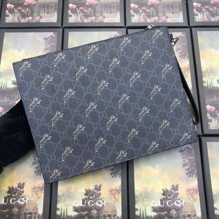 Gucci Tiger Print Pouch Light Grey Black For Men, Men’s Pouch 12in/31cm GG