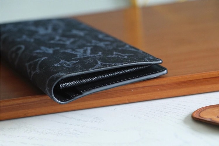 Louis Vuitton Brazza Wallet Monogram Pastel Noir Canvas For Men, Men's Wallet 7.5in/19cm LV