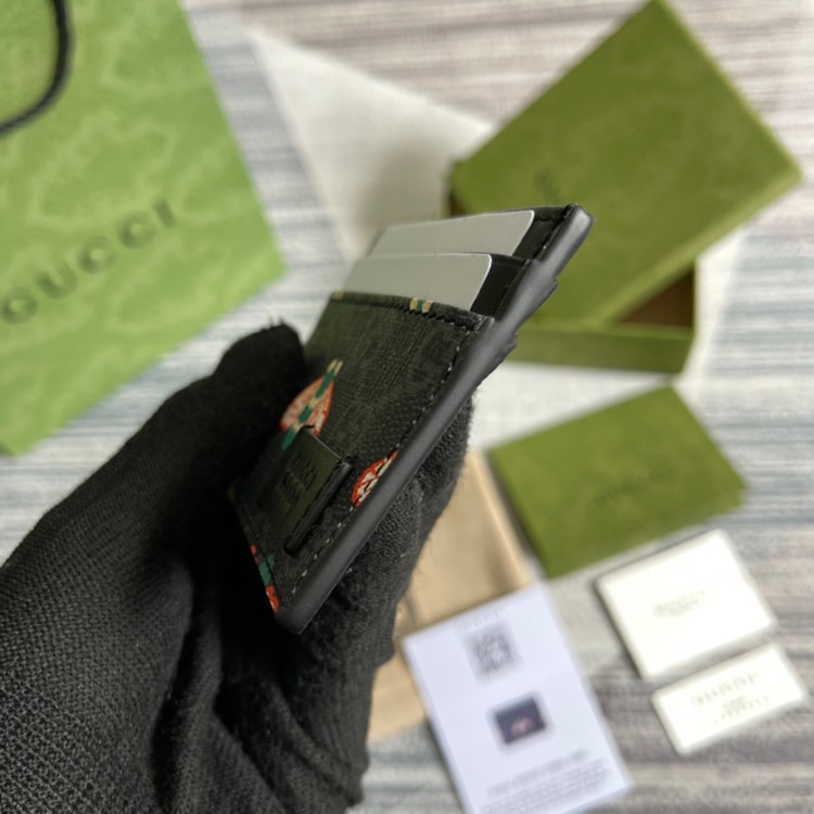 Gucci Card Case Black with Bees Signature For Men 4in/10cm GG