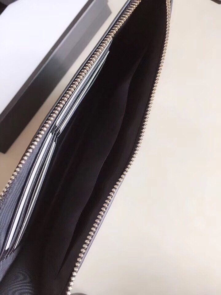 Gucci Marmont Pouch Black For Men, Men's Pouch 12in/30cm GG