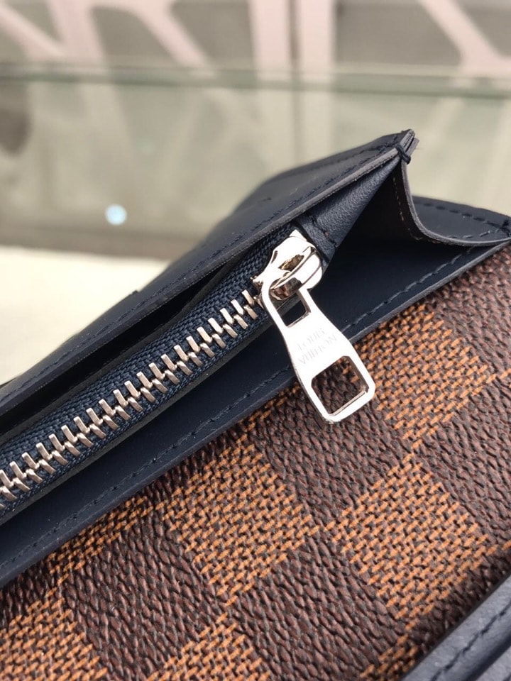 Louis Vuitton Brazza Wallet Damier Ebene Canvas For Men, Men's Wallet 7.5in/19cm LV