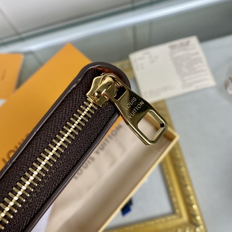 Louis Vuitton Zippy Wallet Trunk Monogram Canvas For Men, Men's Wallet 7.7in/19.5cm LV