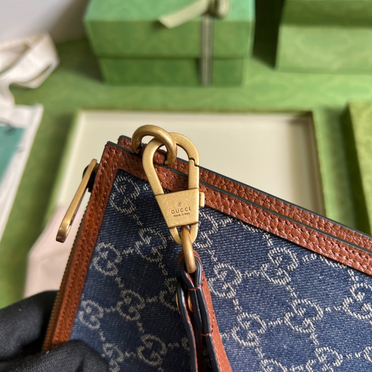 Gucci GG Wool Pouch With Interlocking G Black For Men, Men's Pouch 12in/31cm GG