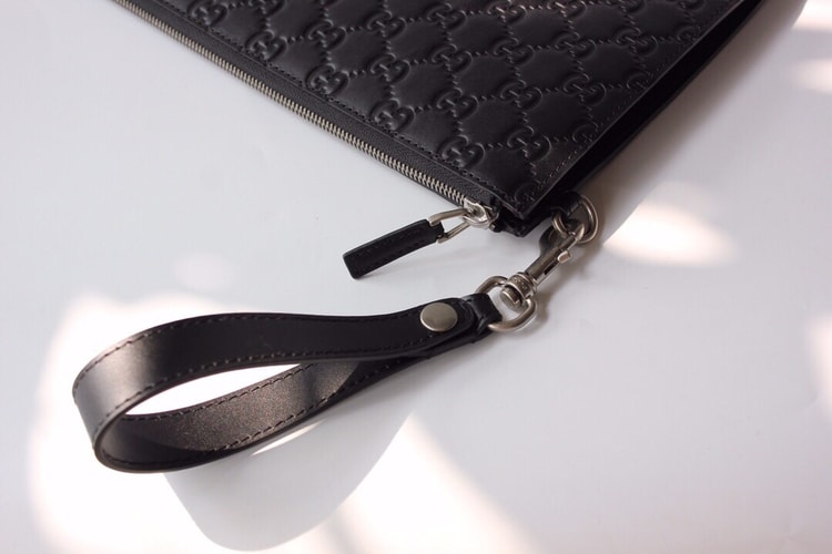 Gucci Microguccissima Pouch Black For Men, Men's Pouch 12in/31cm GG