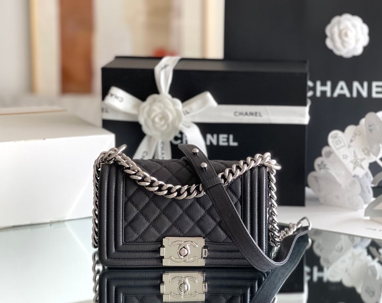 Chanel Mini Classic Flapbag Black