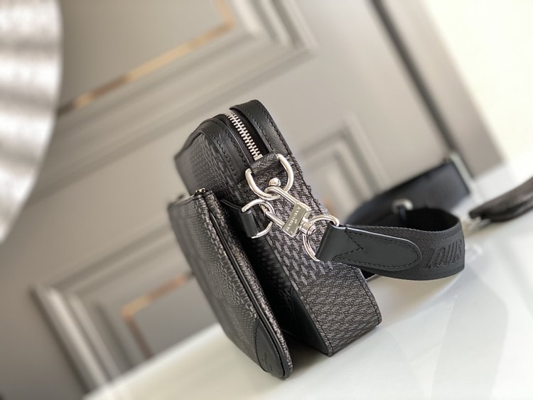 Louis Vuitton Trio Messenger Damier Graphite Black N50017