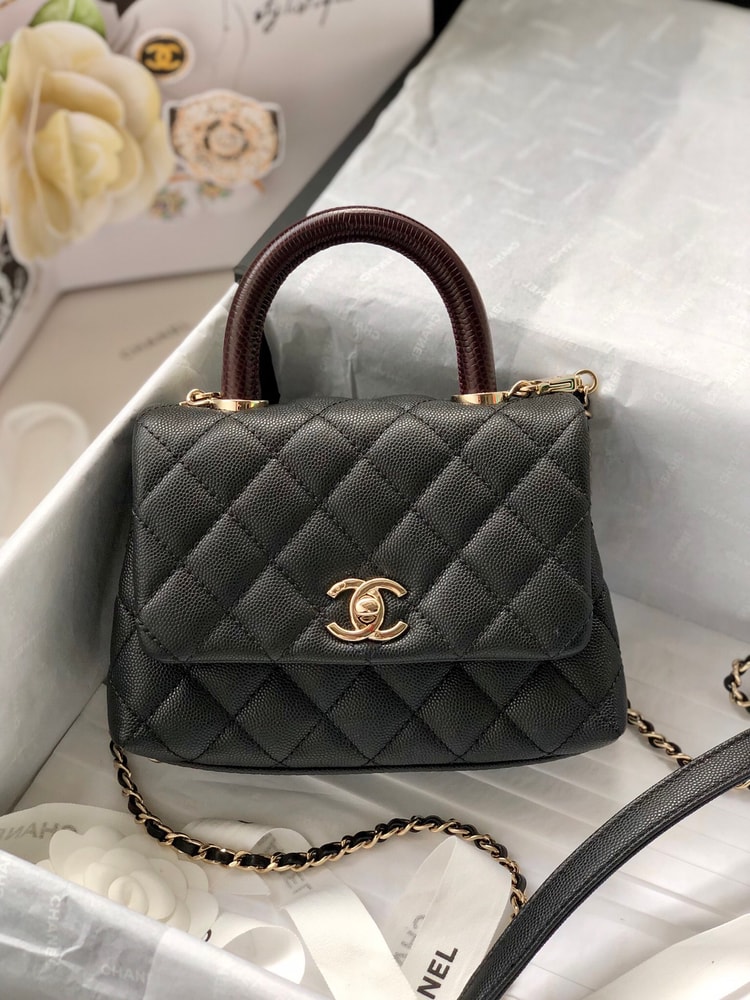 Chanel Classic Mini Flapbag Top Handle Black
