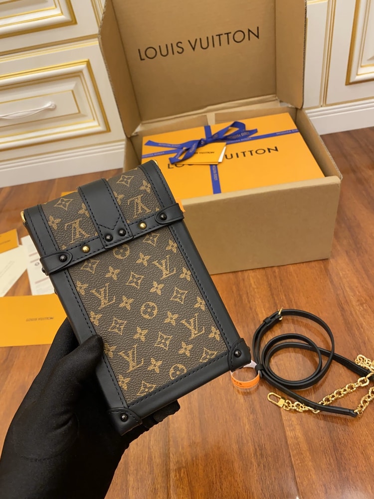 Louis Vuitton Pochette Trunk Verticale Monogram Canvas Black M63913
