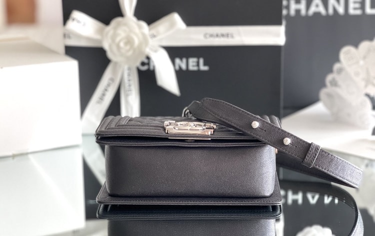Chanel Mini Classic Flapbag Black
