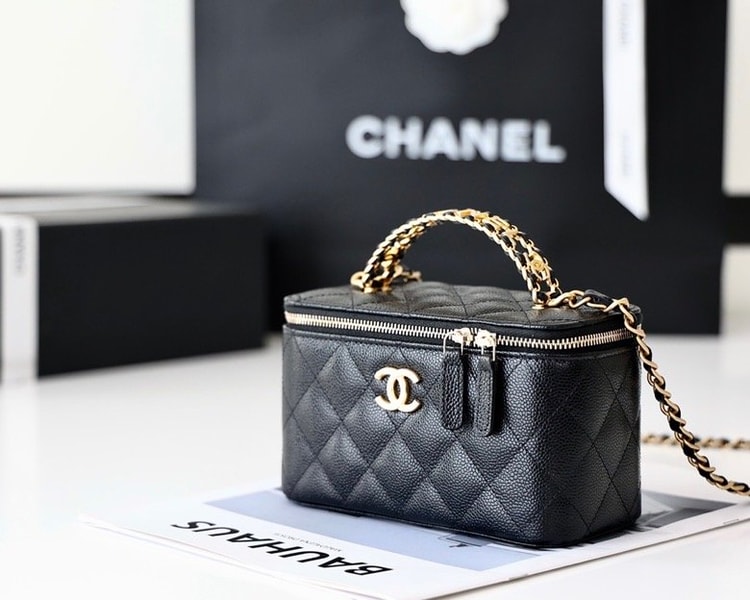 Chanel Small Vanity Case Black AS3171