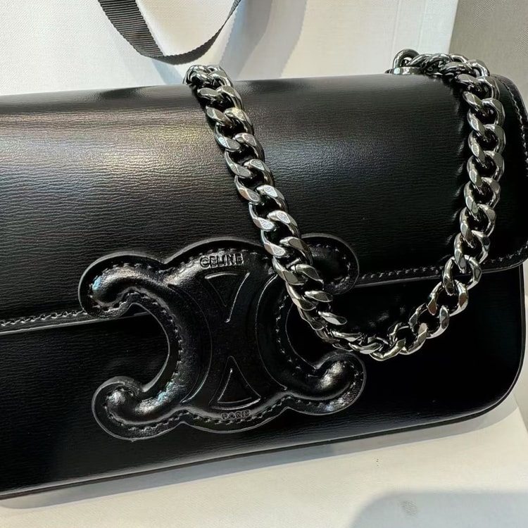 Celine Chain Shoulder Bag Triomphe Black 197993EQJ.38NN