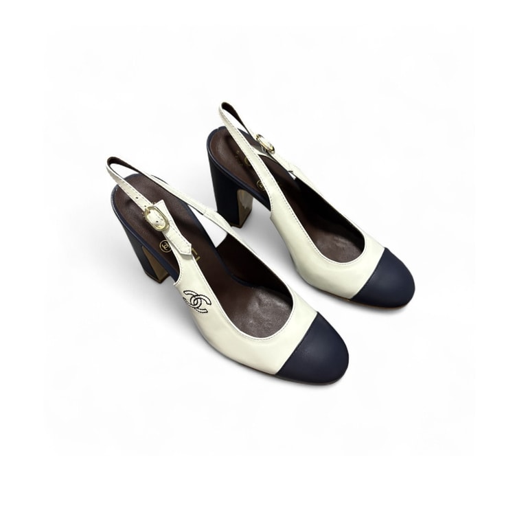 Chanel Slingbacks White And Dark Blue For Women - G45564 B15702 NV160