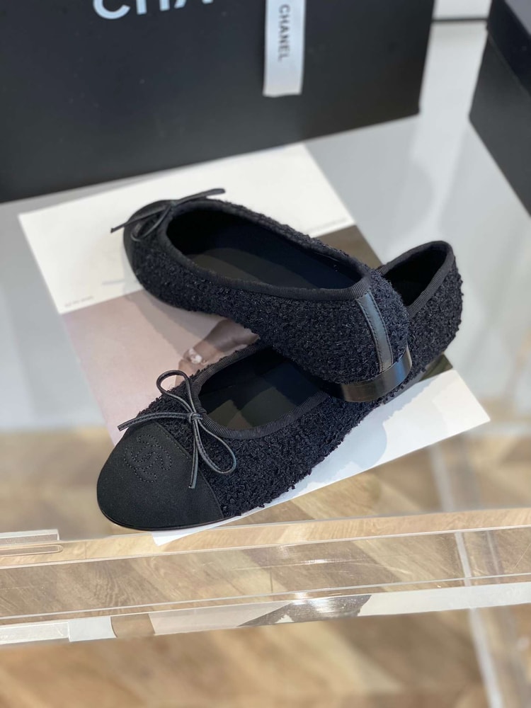 Chanel Ballet Flats Black For Women