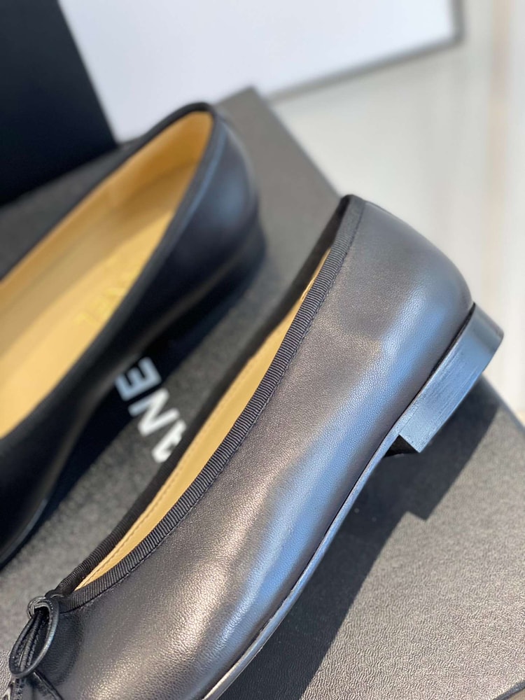 Chanel Ballet Flats Black For Women