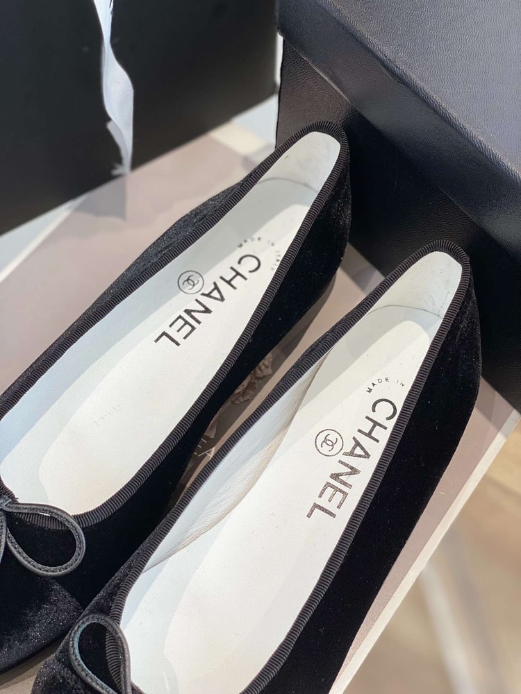 Chanel Ballet Flats Black For Women