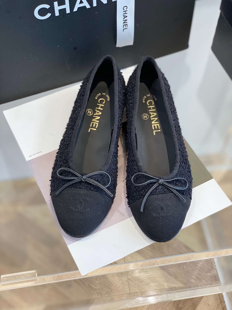 Chanel Ballet Flats Black For Women