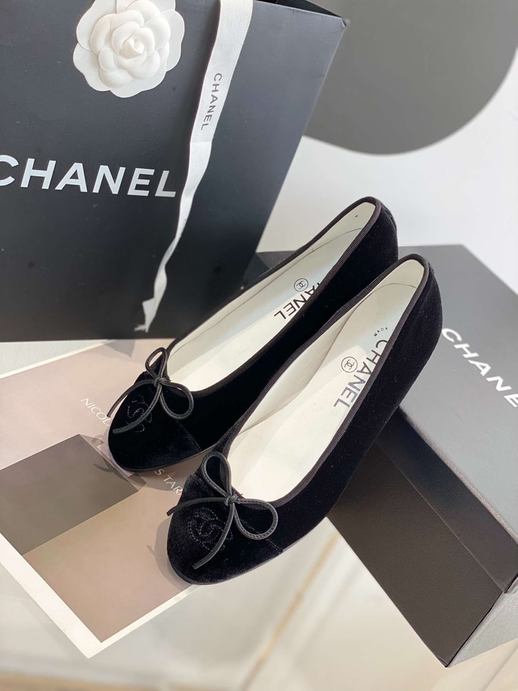 Chanel Ballet Flats Black For Women