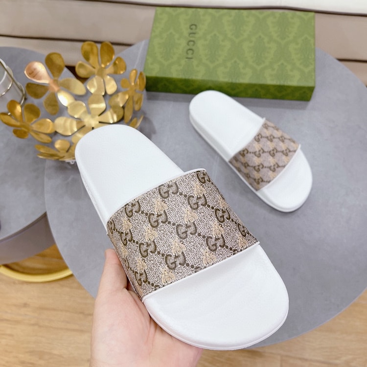 Gucci Men's GG Slide Sandal With Bees White And Brown For Men 407345