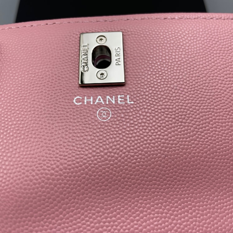 [True-to-ORIGINAL] Chanel Clutch With Chain Pink 7.3in/18.5cm For Women
