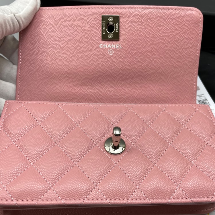 [True-to-ORIGINAL] Chanel Clutch With Chain Pink 7.3in/18.5cm For Women
