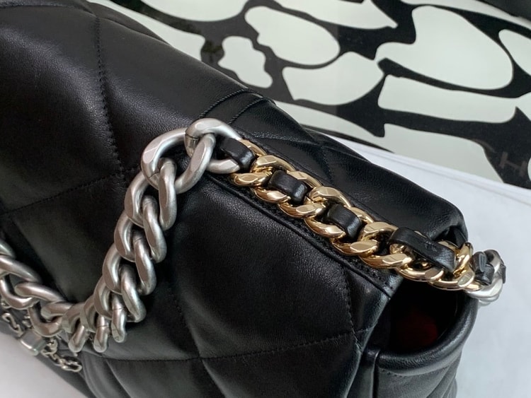 Chanel 19 Maxi Handbag Black