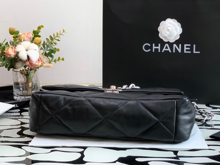 Chanel 19 Maxi Handbag Black