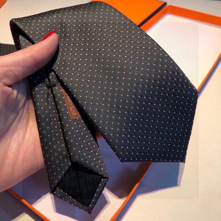 Hermes Tie 7 Faconnee New H Tie Noir Hermes Men Tie H036201T 01