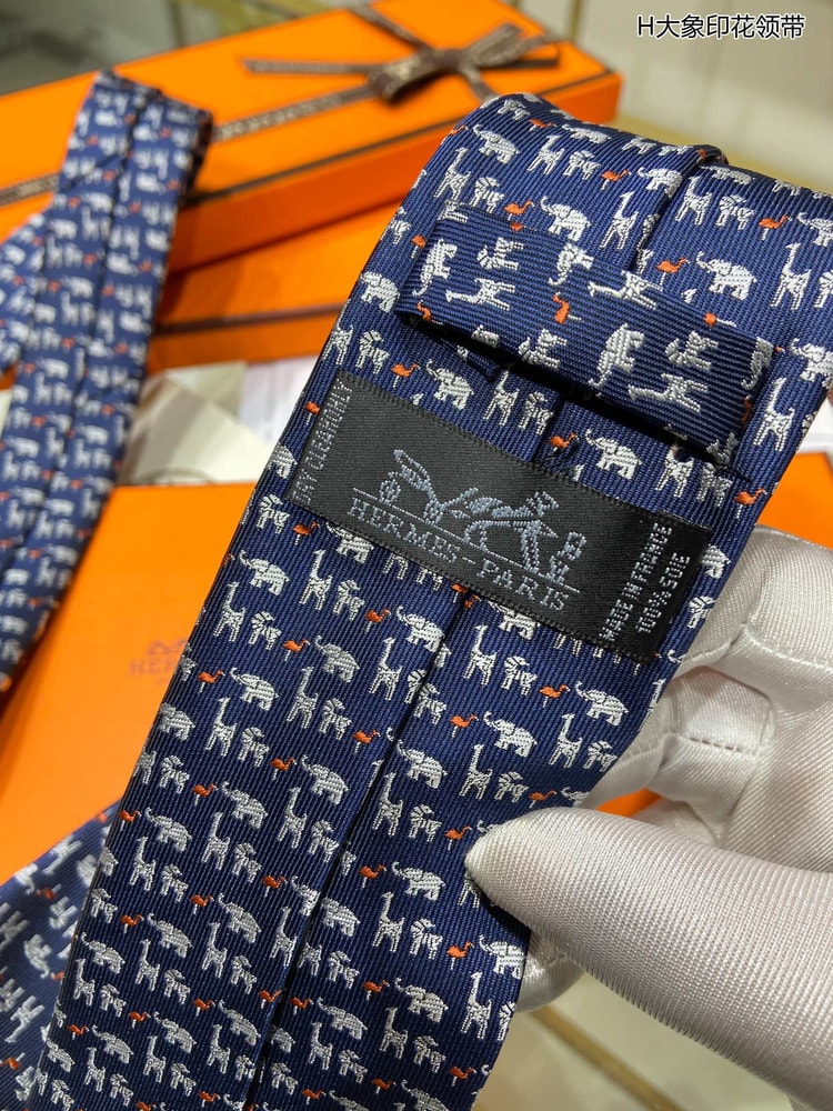Hermes Animal Motif Tie Marine Hermes Men Tie
