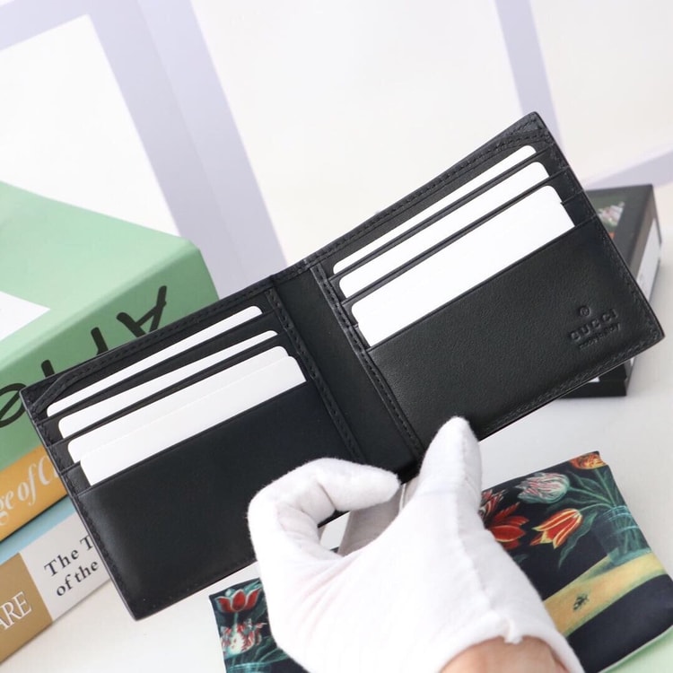 Gucci Bi-Fold Wallet Black with Embroidery For Men 4.3in/11cm GG