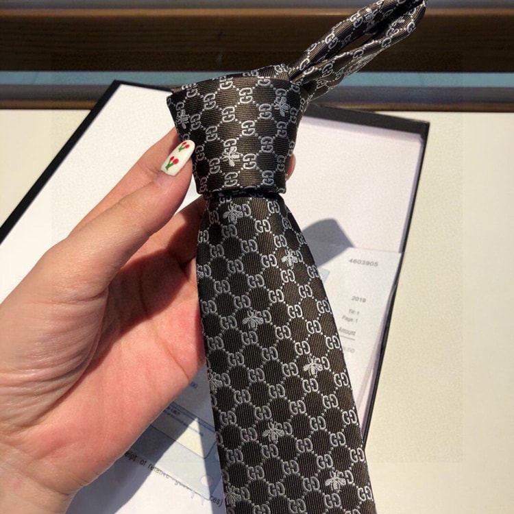 Gucci GG Bees Silk Tie Black GG Men Tie  ‎545078 4E002 1062