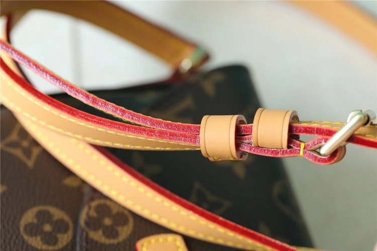 Louis Vuitton Chantilly MM Shoulder Bag Monogram Brown 24cm/9.4in M51233