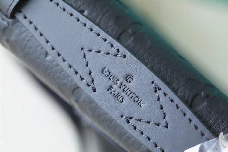 Louis Vuitton S-Lock Briefcase Taurillon Monogram Black For Men, Men's Bags, Shoulder And Crossbody Bags 14.6in/37cm LV M20835