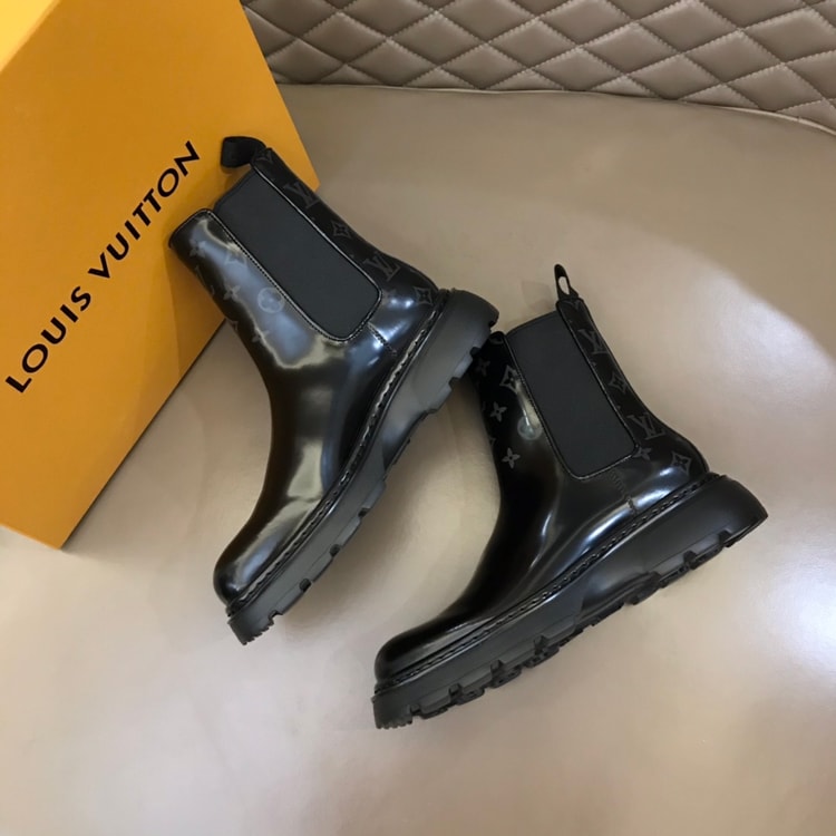 Louis Vuittion LV Bold Chelsea Boot Black For Men LV 1A9FE5