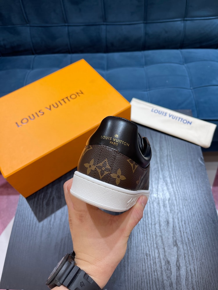 Louis Vuittion Luxembourg Sneaker Brown For Men LV 1A4PAF