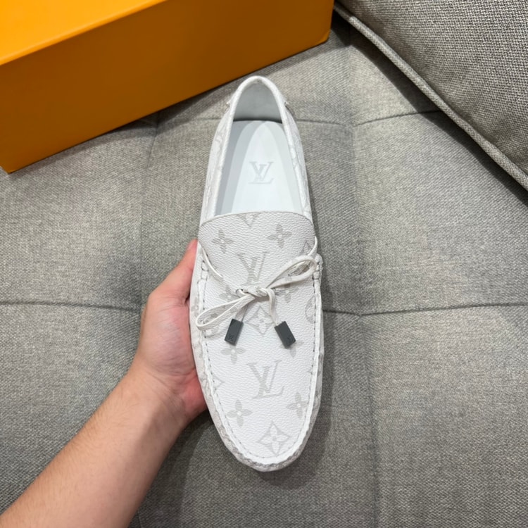Louis Vuittion LV Driver Moccasin White For Men LV 1AAF46