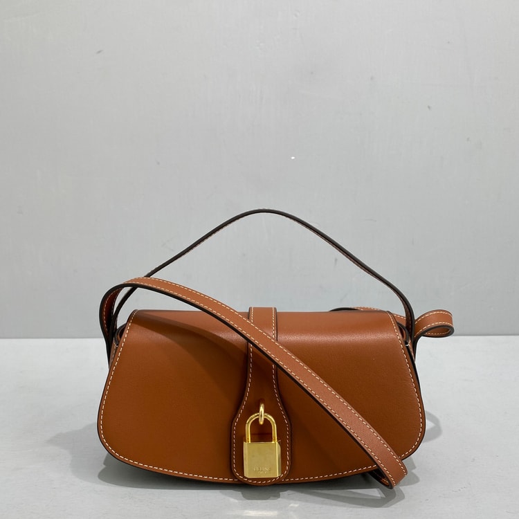 Celine Clutch On Strap Brown For Women 7in/18cm 10I593DQ1.04LU