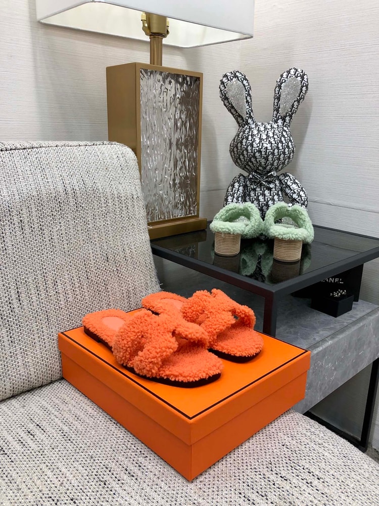 Hermes Oran Sandal Orange For Women H212178Z H5355