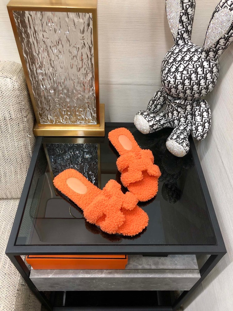 Hermes Oran Sandal Orange For Women H212178Z H5355